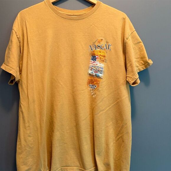 NASCAR Men's XL Gold Double Sided Graphic Print T-Shirt Racing Sports - Picture 1 of 7
